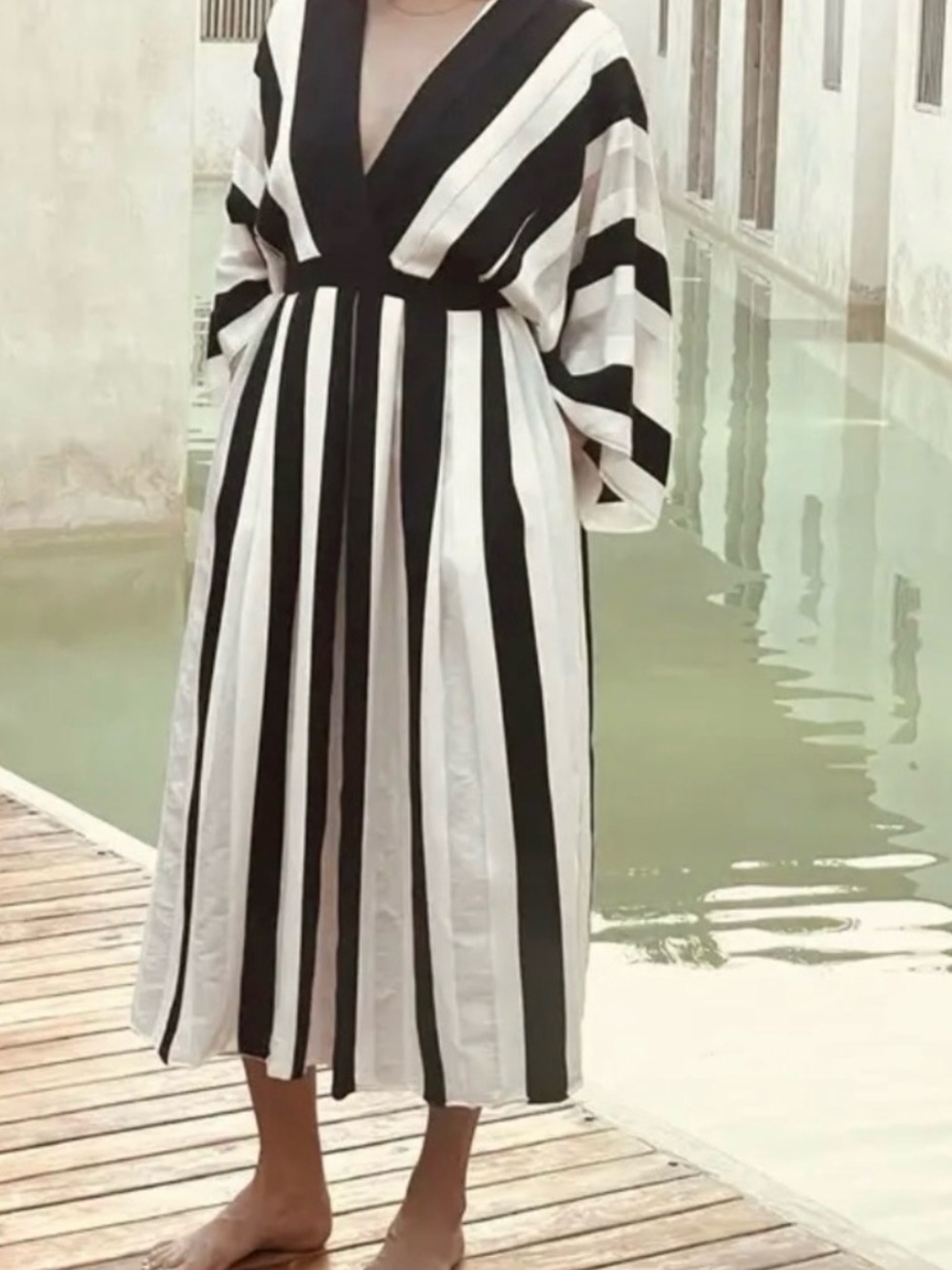ADAM LIPPES Collective Dress Navy Stripe Kimono Sleeve Double V Pockets Size 14 - Picture 15 of 17
